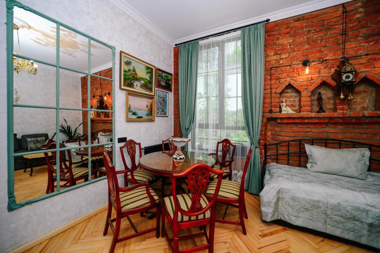 Old Vera Tbilisi Eksteriør billede